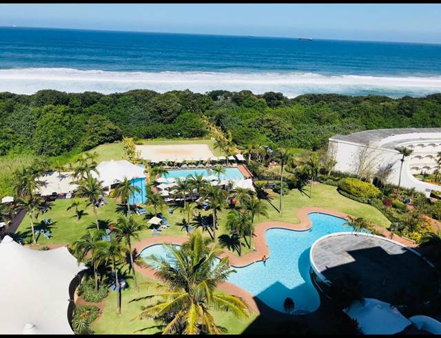 1 BEDROOM STUDIO APARTMENT FOR SALE IN UMHLANGA CENTRAL